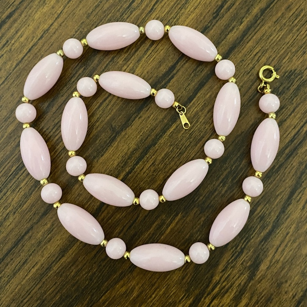 Elegant Pink and Gold Beaded Necklace